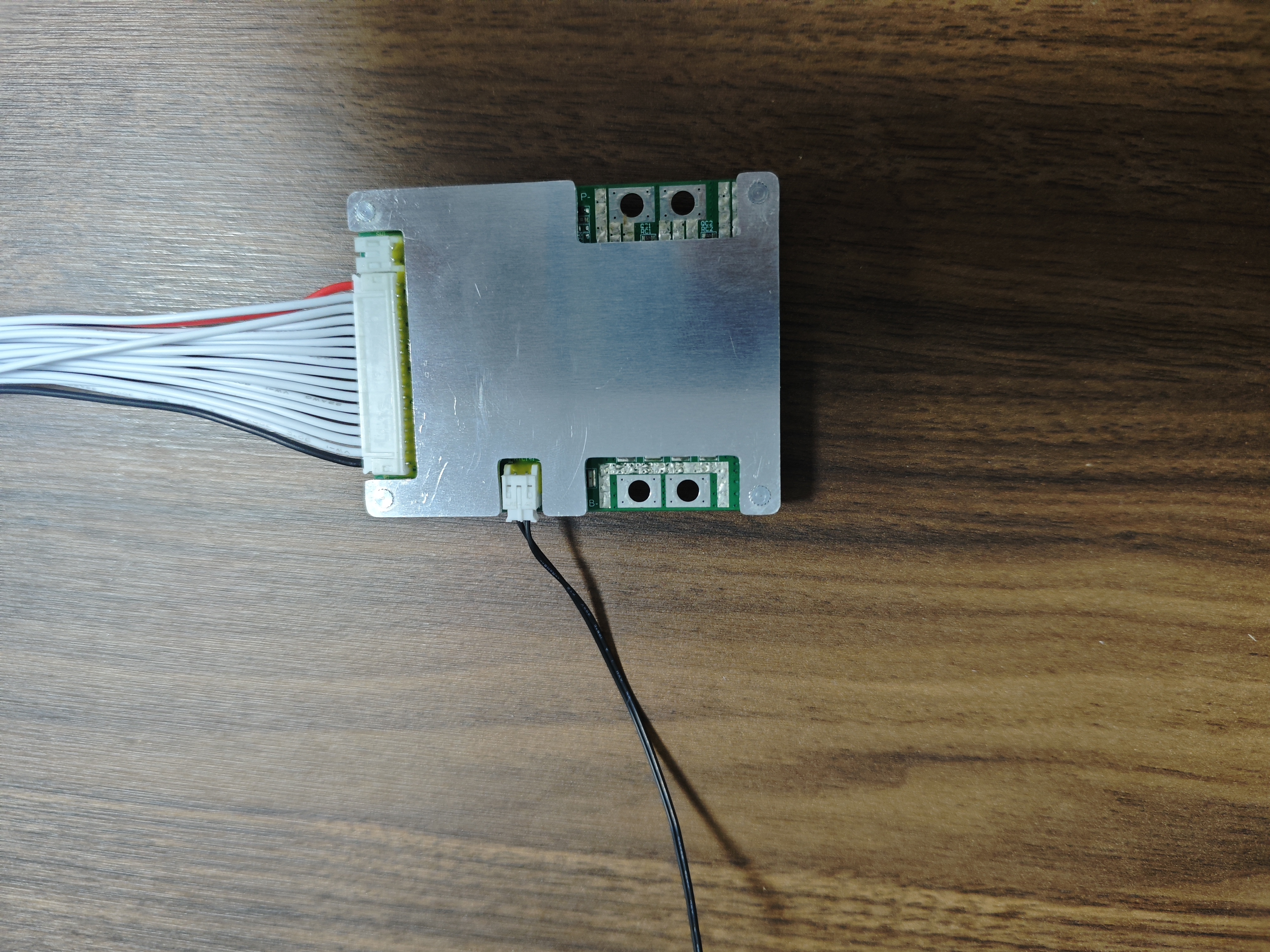 6S–16S 30A/40A/50A/60A Lithium Battery BMS — Features Balancing, Temperature Protection, and Low-Voltage Protection; Compatible with Ternary, LiFePO4, and Sodium-Ion Batteries.